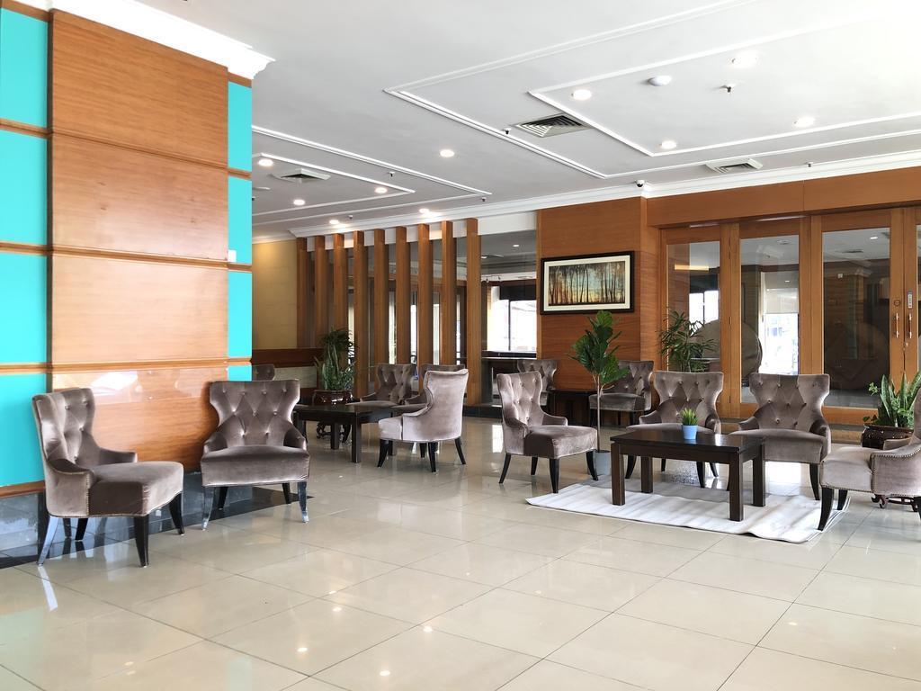新山乔酒店 外观 照片